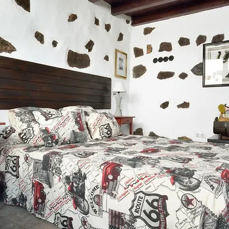 Lucia - Hervideros Apartment