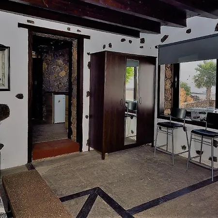 Apartment Lucia - Hervideros Macher