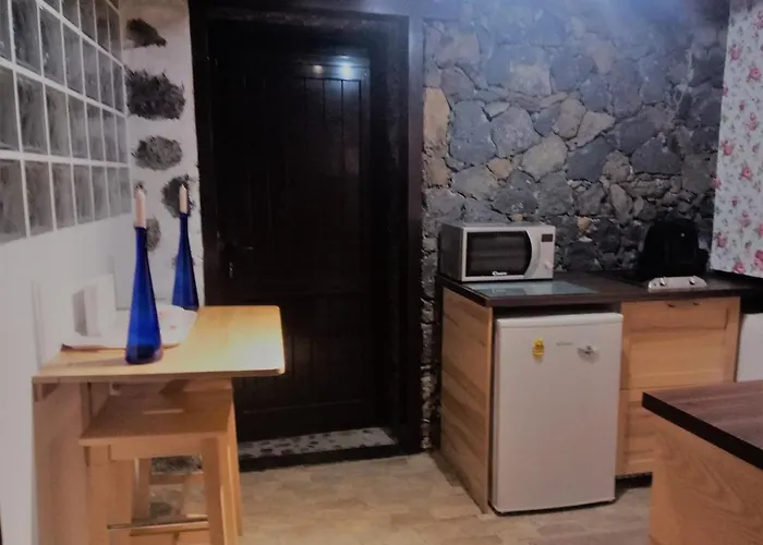 Lucía Lanzarote - Hervideros Mácher